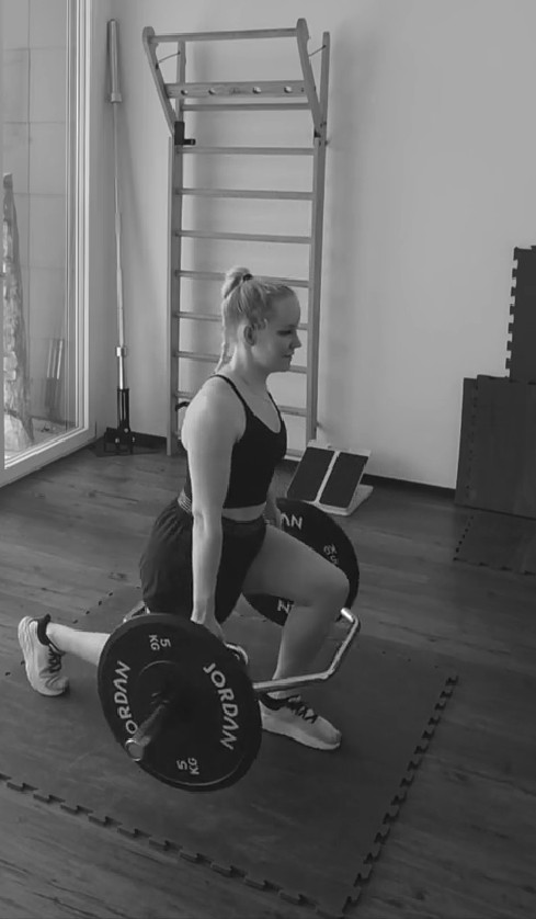 Workouts mit Florence Winkler – Workout Video Personaltraining Altendorf